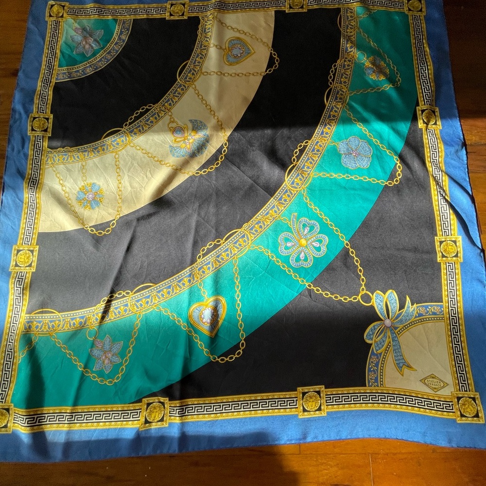 Atelier Versace silk Scarf.